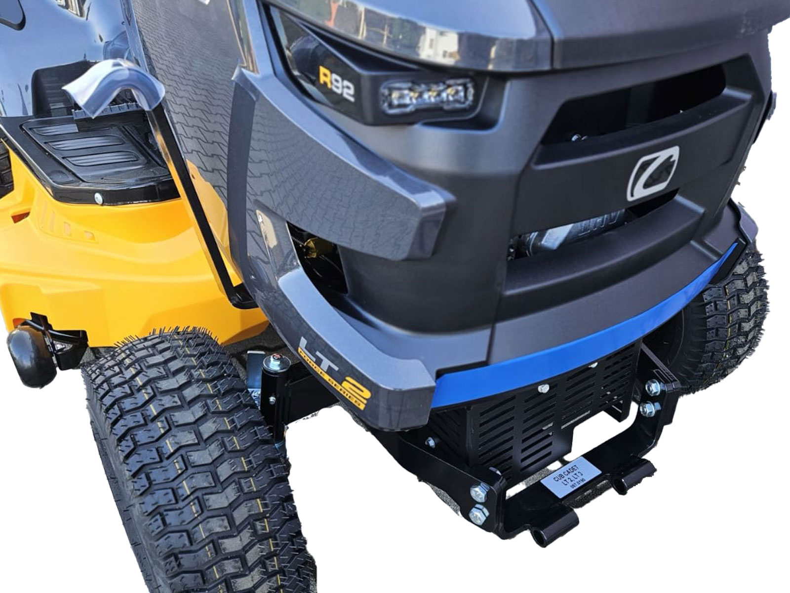 Cub Cadet LT2 S98 Rasentraktor inkl. Winterpaket 120 Plus – Bild 2