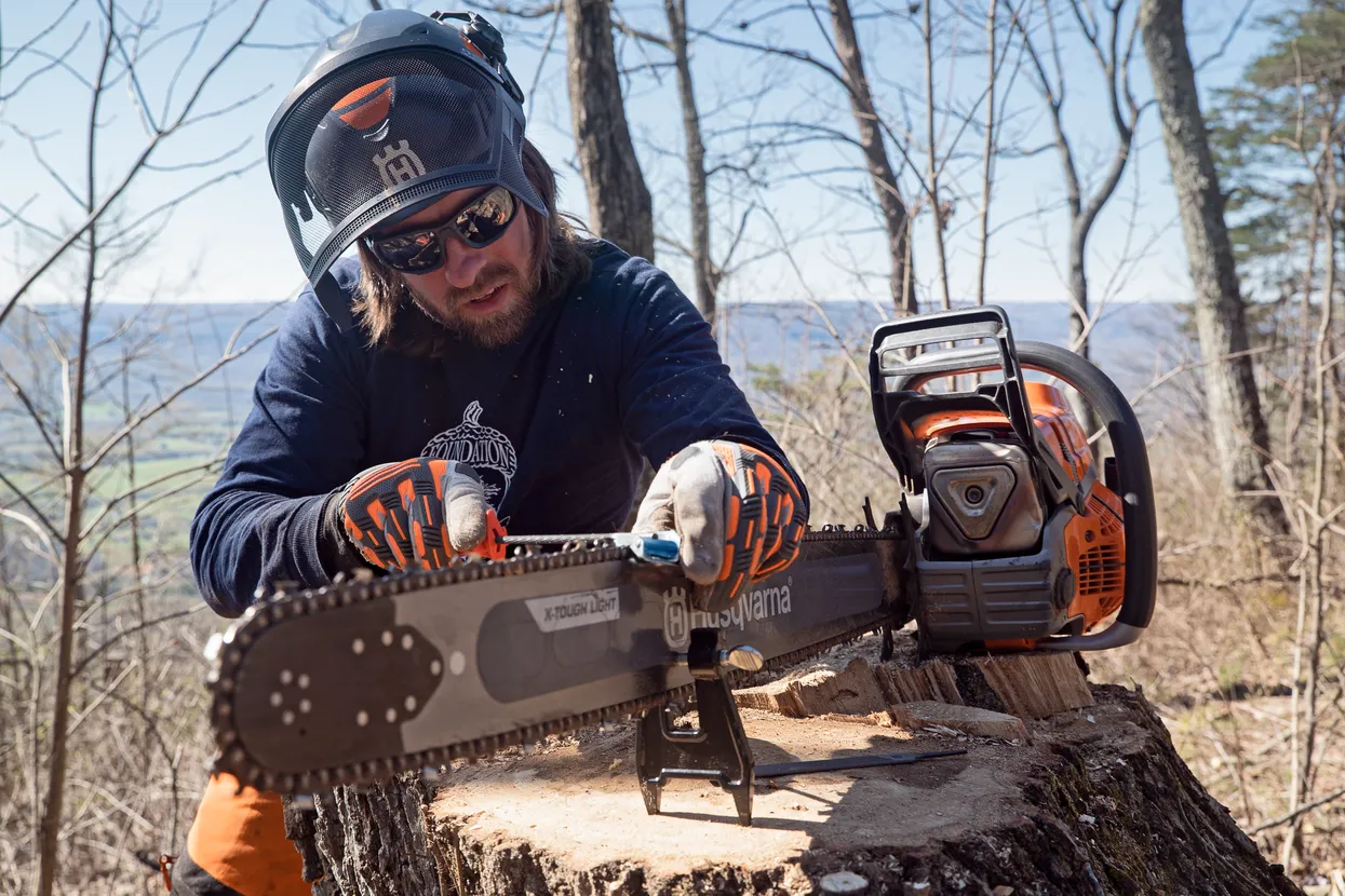 Husqvarna 592 XP® Benzin-Motorsäge 36" – Bild 8
