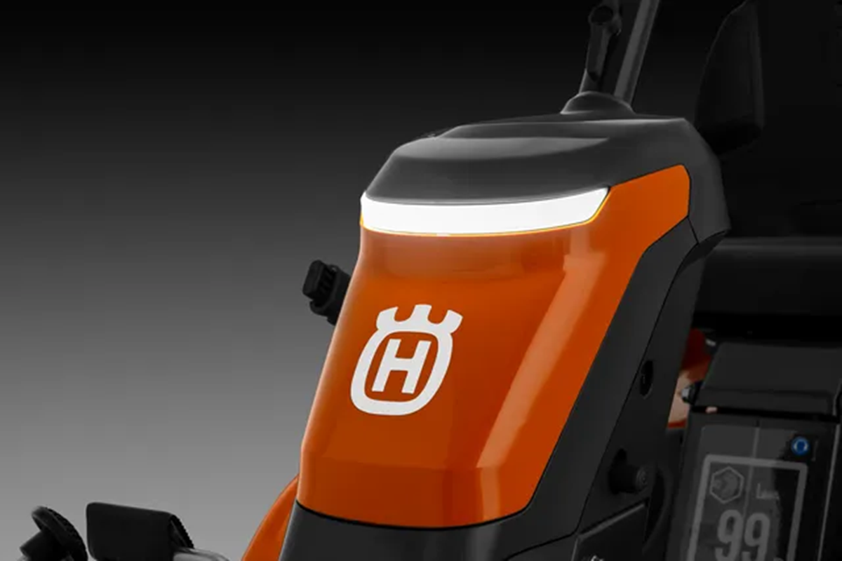 Husqvarna Frontmäher R 216Ts AWD mit 94 cm Mähdeck – Bild 4